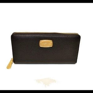 Michael Kors Jetset Black Continental Wallet